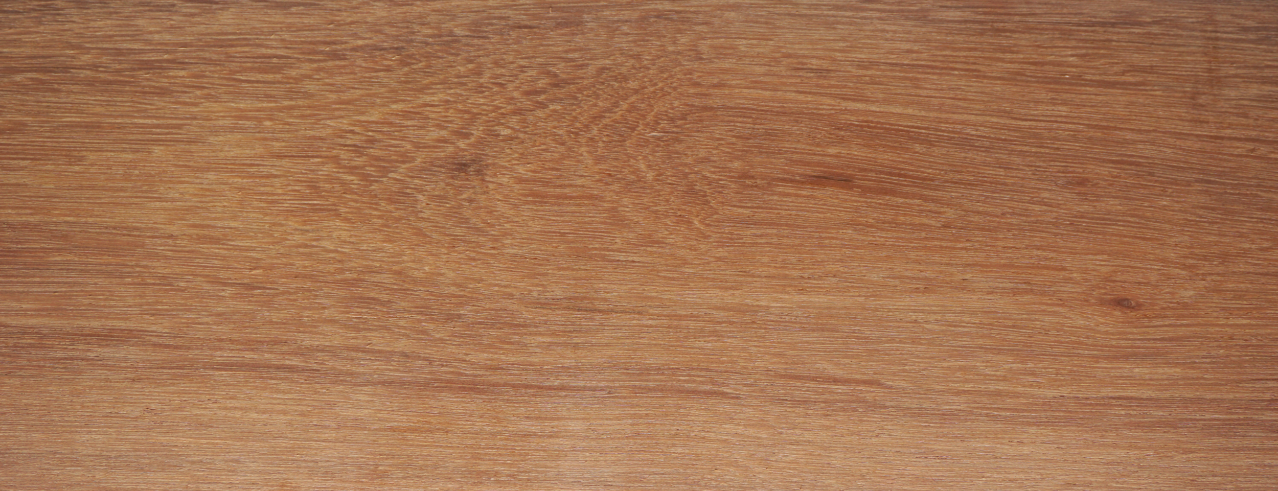 Wood grain of Apitong (Dipterocarpus grandiflorus)